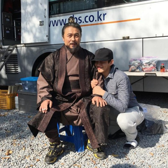 사진. 유아인 인스타그램