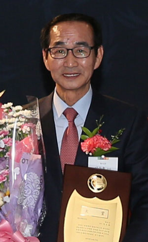 이승율 청도군수가 17일 