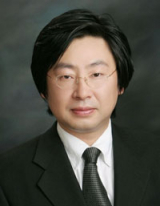 지휘자 이동신