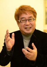 연출 김재만