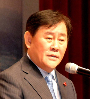 최경환.