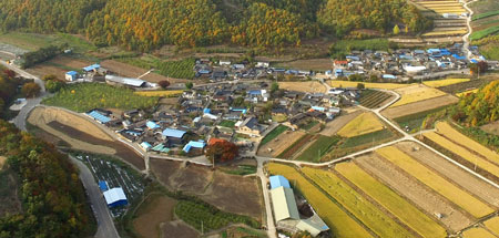 군위 의흥면 지로3리 마을. 이 마을은 의흥면에서 유일하게 상