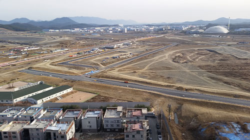 대구국가산업단지 1단계 기반 조성공사가 올해 8월쯤 마무리되면서 하반기부터 공장 착공이 시작될 것으로 보인다. 대구국가산단 전경. 대구시 제공