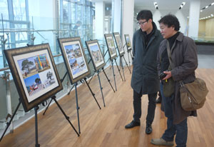 경북도청 이전을 기념하는 사진전이 12일부터 29일까지 도청 다목적공연장에서 열린다. 권오석 기자