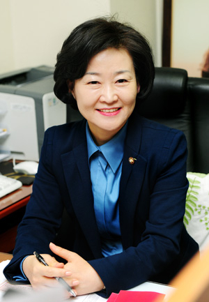 권은희