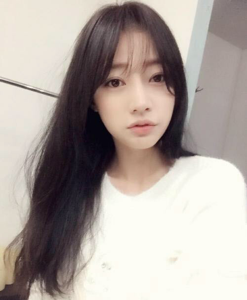 사진. 송하윤 SNS