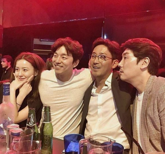 사진. 싱글즈 인스타그램.