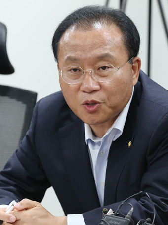 차기 새누리당 대구시당 위원장은 윤재옥 의원(달서을)으로 사실상 확정된 윤재옥 의원. 연합뉴스
