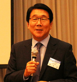 백효흠 전 현대자동차 사장이 13일 대구그랜드호텔에서 열린 