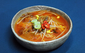 김치콩나물국