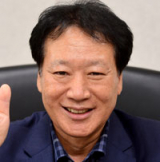 신현우 이사장