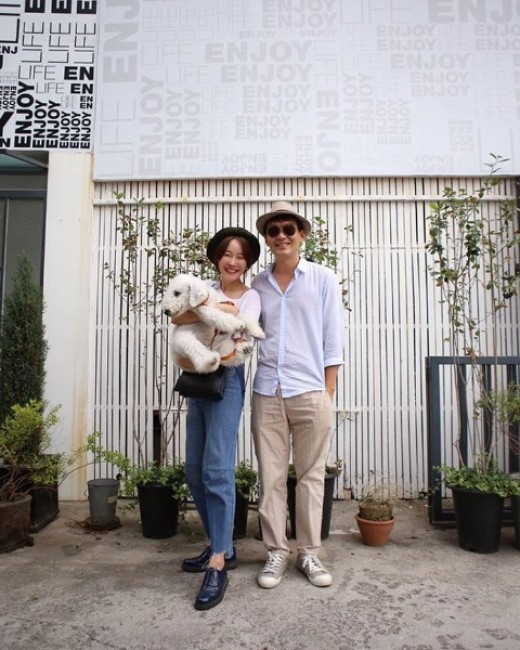 사진. 엄지원 인스타그램
