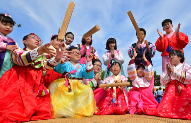 지난 2015년 대구 안심근린공원에서 열린 추석맞이 한가위 대축제에서 우리모습보존회