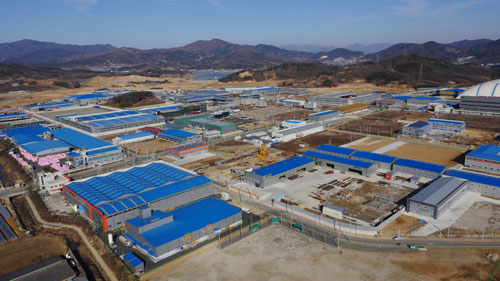 성주군이 2013년 1월 일반산업단지를 조성한 이후 기업체들이 잇따라 입주하면서 기업하기 좋은 도시로 부상하고 있다. 성주일반산업단지 모습. 성주군 제공