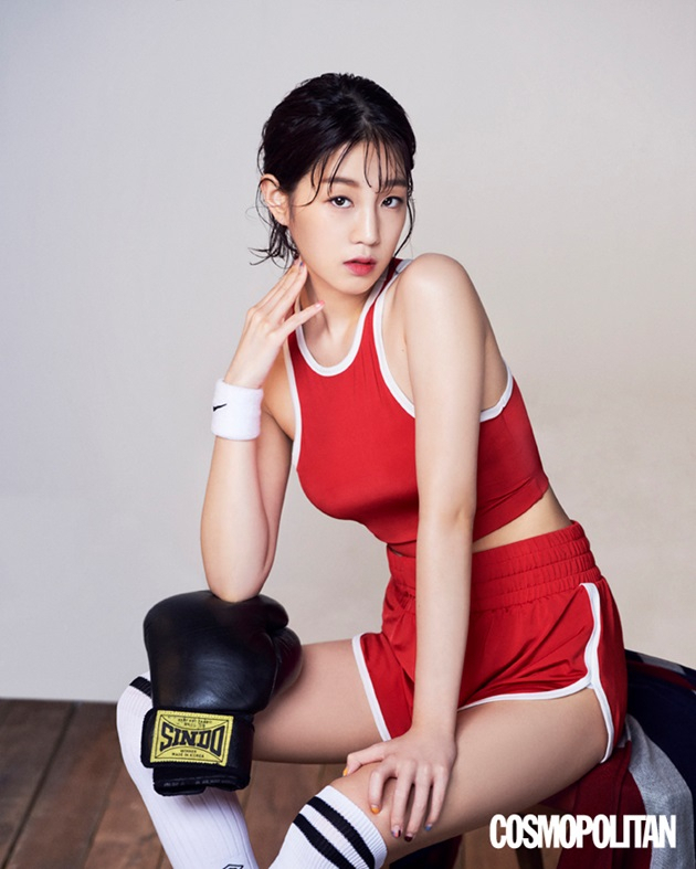 사진. 코스모폴리탄