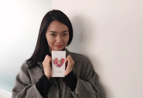 사진. 신민아 인스타그램