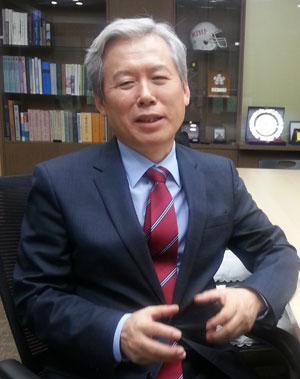 김상동 총장.
