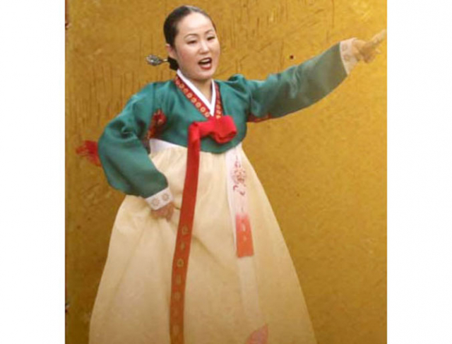 회재 이언적의 일대기가 시조창으로 무대에 오른다. 사진은 지난해 말 공연된 