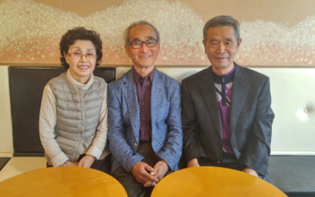 강부자(총무), 금병일(회장), 한길수 씨(왼쪽부터).