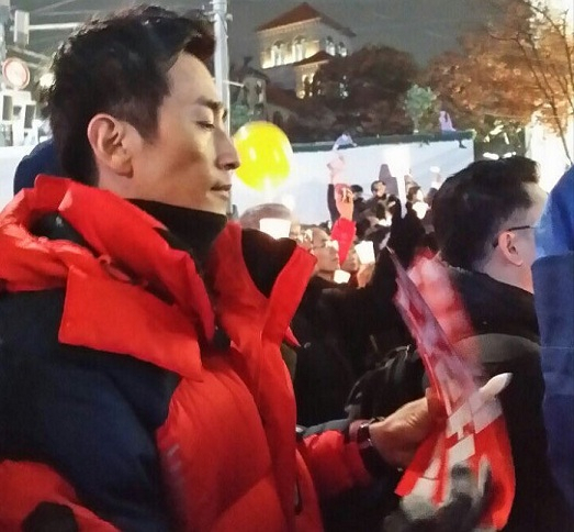 사진. 온라인 커뮤니티 캡처