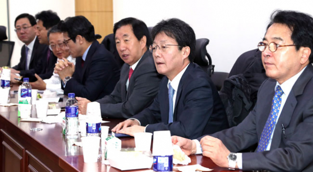 30일 오전 국회 의원회관에서 열린 비상시국위 대표자