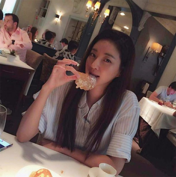 사진. 김사랑 인스타그램