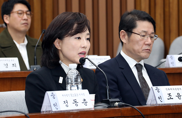 조윤선 문화체육관광부 장관은 9일 이른바 