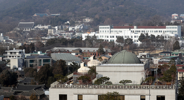 10일 박근혜 대통령 탄핵심판 3차 변론에 앞서 박 대통령 대리인단이 