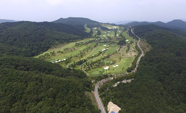 롯데그룹이 예정대로 경북 성주군 초전면 