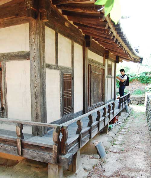 경북도는 오는 2018년까지 도내 한옥 전수조사를 실시하고 있다. 경북도 제공