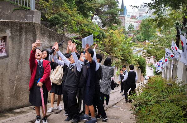 지난해 9월 대구 수성중학교 학생들이 청라언덕 3
