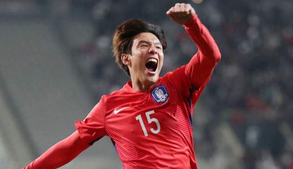 28일 오후 상암동 서울월드컵경기장에서 열린 2018 러시아 월드컵 최종예선 7차전 한국과 시라아의 홈경기에서 홍정호가 선취골을 넣고 세리머니를 하고 있다. 2017.3.28/연합뉴스