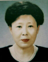 시니어 기자 김정옥
