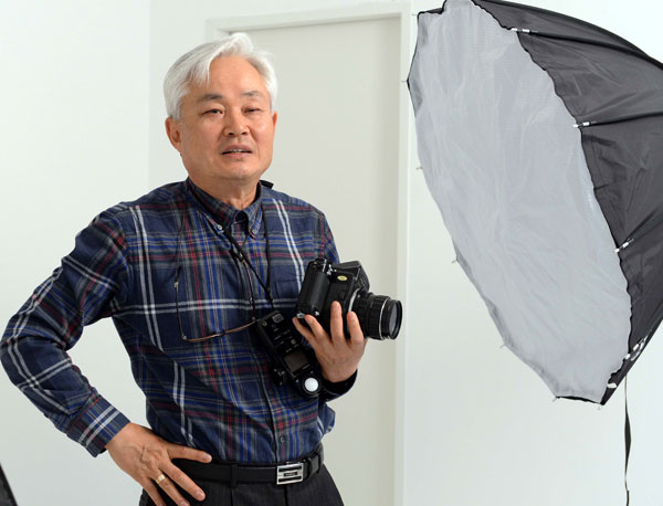 국내 누드 및 패션광고사진 분야 선구자인 이재길 작가. 그는 세상의 편견과 힘겨운 싸움을 벌이면서 여성의 아름다운 몸과 한국적 정서를 표현한 작품들을 많이 남겼다. 박노익 대기자 noik@msnet.co.kr