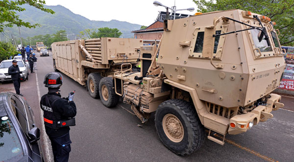 26일 오전 경북 성주골프장으로 사드(THAAD
