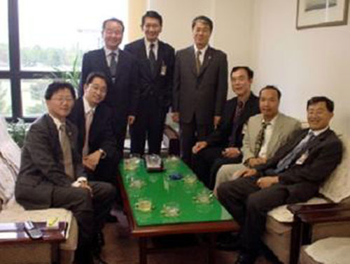 2004년 촬영한 경북고 57회 동기들.