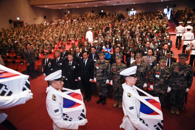16일 해병대 1사단 내 도솔관에서 