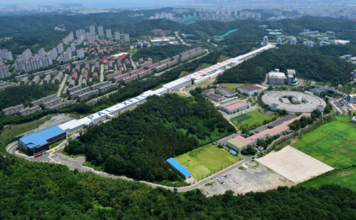 경상북도는 세계에서 3번째로 건설한 4세대 방사광가속기를 활용해 신약을 개발할 수 있도록 