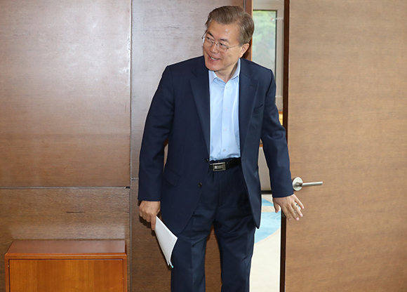 문재인 대통령이 