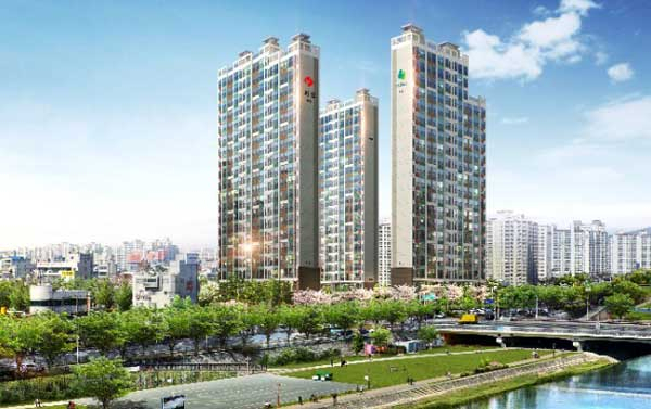 6월 초 분양 예정으로 첨단 홈네트워크 기능을 도입하는 봉덕 화성파크드림 조감도. 화성산업 제공