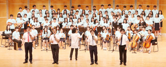 대구 초·중·고 234개 학교 예술동아리들이 참가한 제5회 대구학생예술축제가 지난 22~26일 대구학생문화센터에서 열렸다.