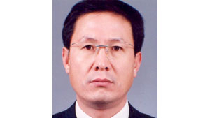 김수년