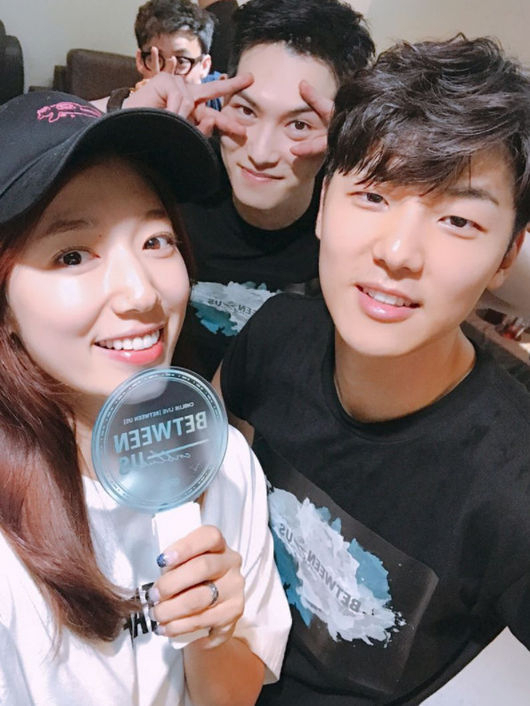 사진.박신혜 인스타그램