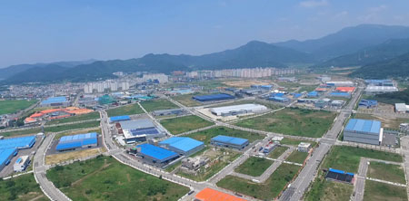 대구시는 대구테크노폴리스와 국가산업단지를 태양광 등 청정에너지로 자족하는 친환경 산업단지로 조성하고 있다. 테크노폴리스 전경. 대구시 제공