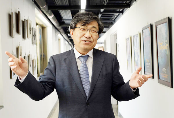 제11회 대구국제뮤지컬페스티벌(딤프)을 성황리에 마무리한 장익현 이사장. 뮤지컬을 좋아하다가 딤프 이사장을 맡게 된 그는 딤프가 글로벌 공연축제로 도약할 수 있도록 남은 임기 동안 열정을 쏟겠다고 했다. 박노익 대기자 noik@msnet.co.kr