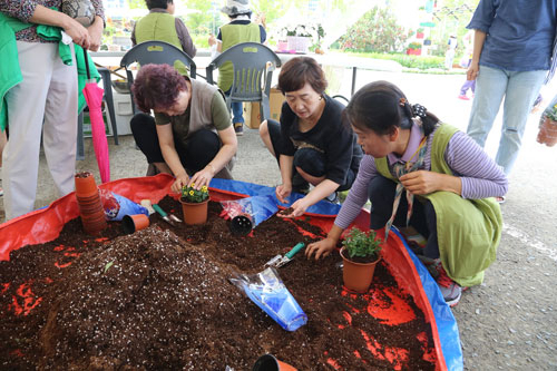 10일 막을 내린 제5회 대구 도시농업박람회에서는 다양한 농업 체험행사가 참관객의 눈길을 사로잡았다. 대구시 제공