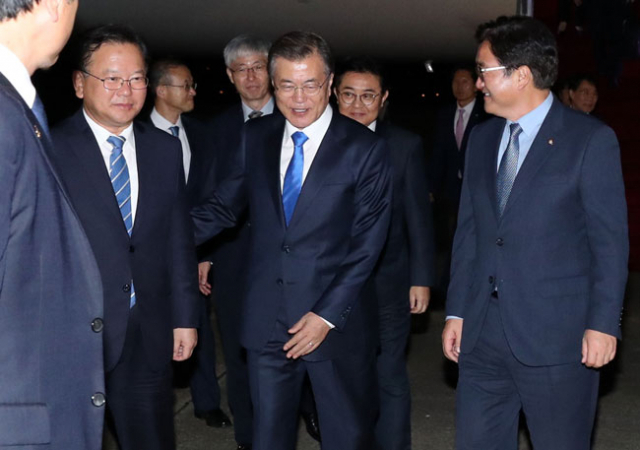 문재인(가운데) 대통령이 제72차 유엔총회 및 한