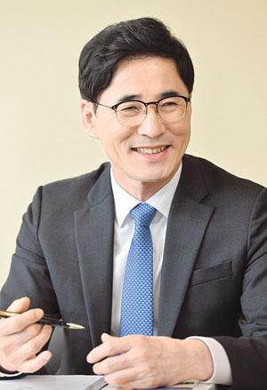 김장주 경상북도 행정부지사는 취임 1년을 맞아 