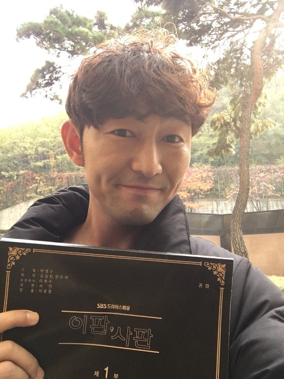 사진. 매그넘엔터테인먼트