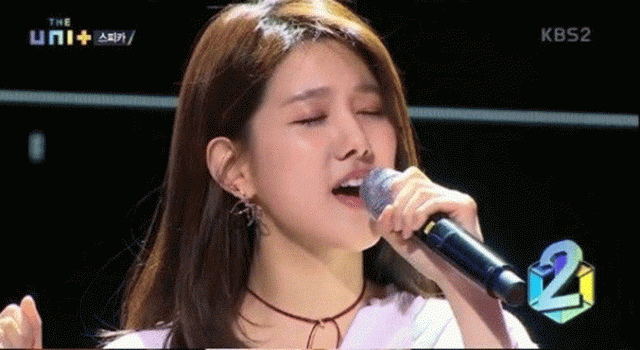 아이돌을 꿈꾸는 21세기 아이들이 넘쳐난다. 방송사 서바이벌 프로그램에 출연해 재능을 펼치는 아이들.